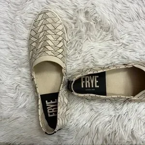 Frye | Shoes | Frye Melanie Slip On Canvas Shoes 65 | Poshmark display picture 2